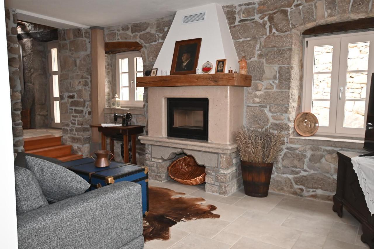 Villa Mavrici, Neighbors Free Buzet Esterno foto