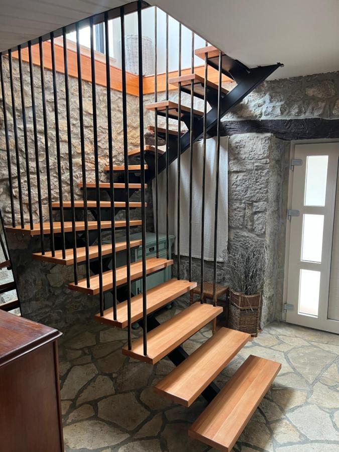Villa Mavrici, Neighbors Free Buzet Esterno foto