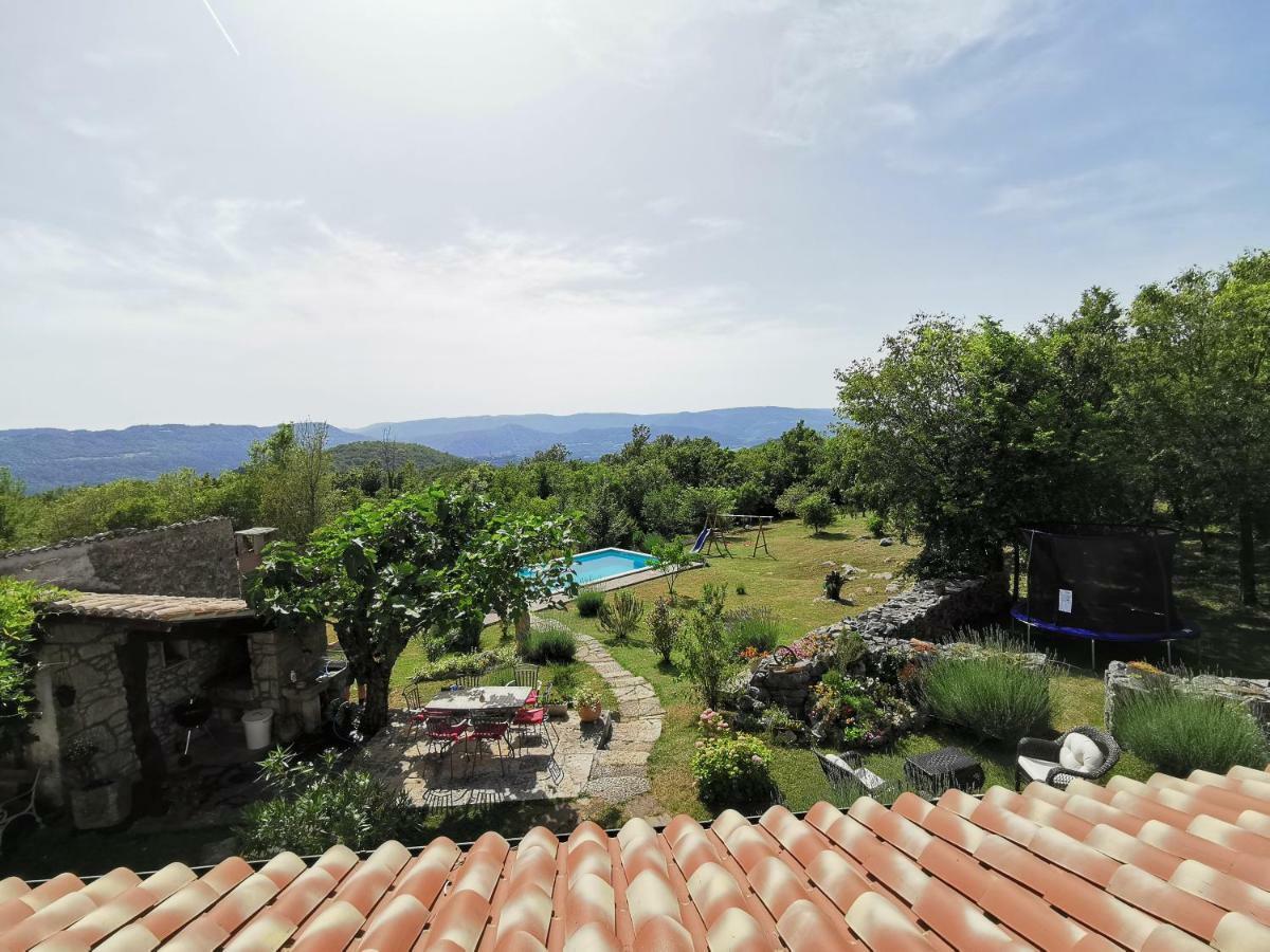 Villa Mavrici, Neighbors Free Buzet Esterno foto