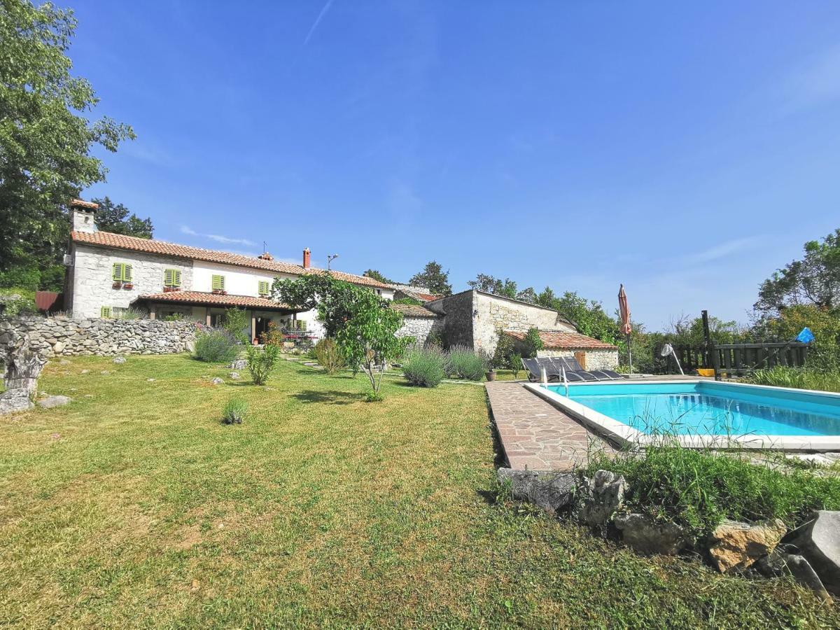 Villa Mavrici, Neighbors Free Buzet Esterno foto